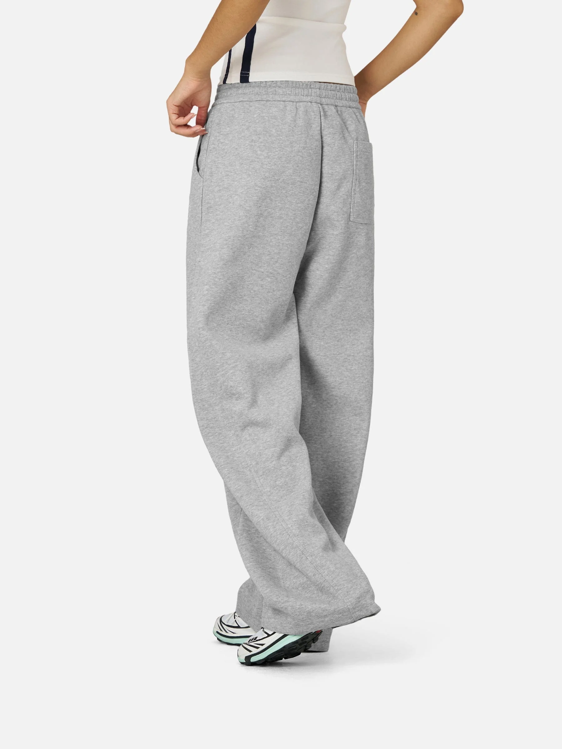 Aelfric Eden Baggy Sweatpants - Image 4