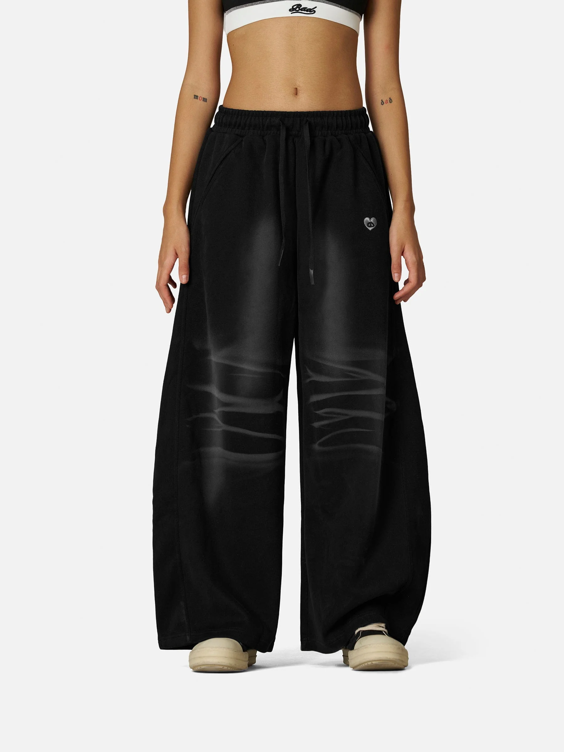 Aelfric Eden Essential Super Baggy Barrel Sweatpants - Image 4