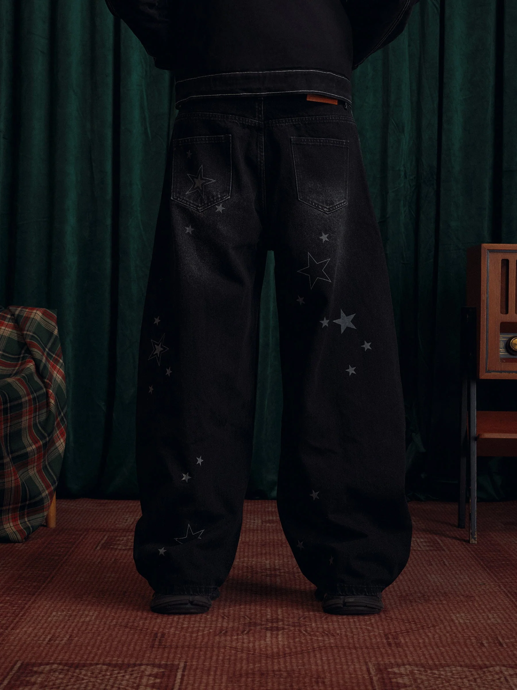 Aelfric Eden Baggy Barrel Star Jeans - Image 4