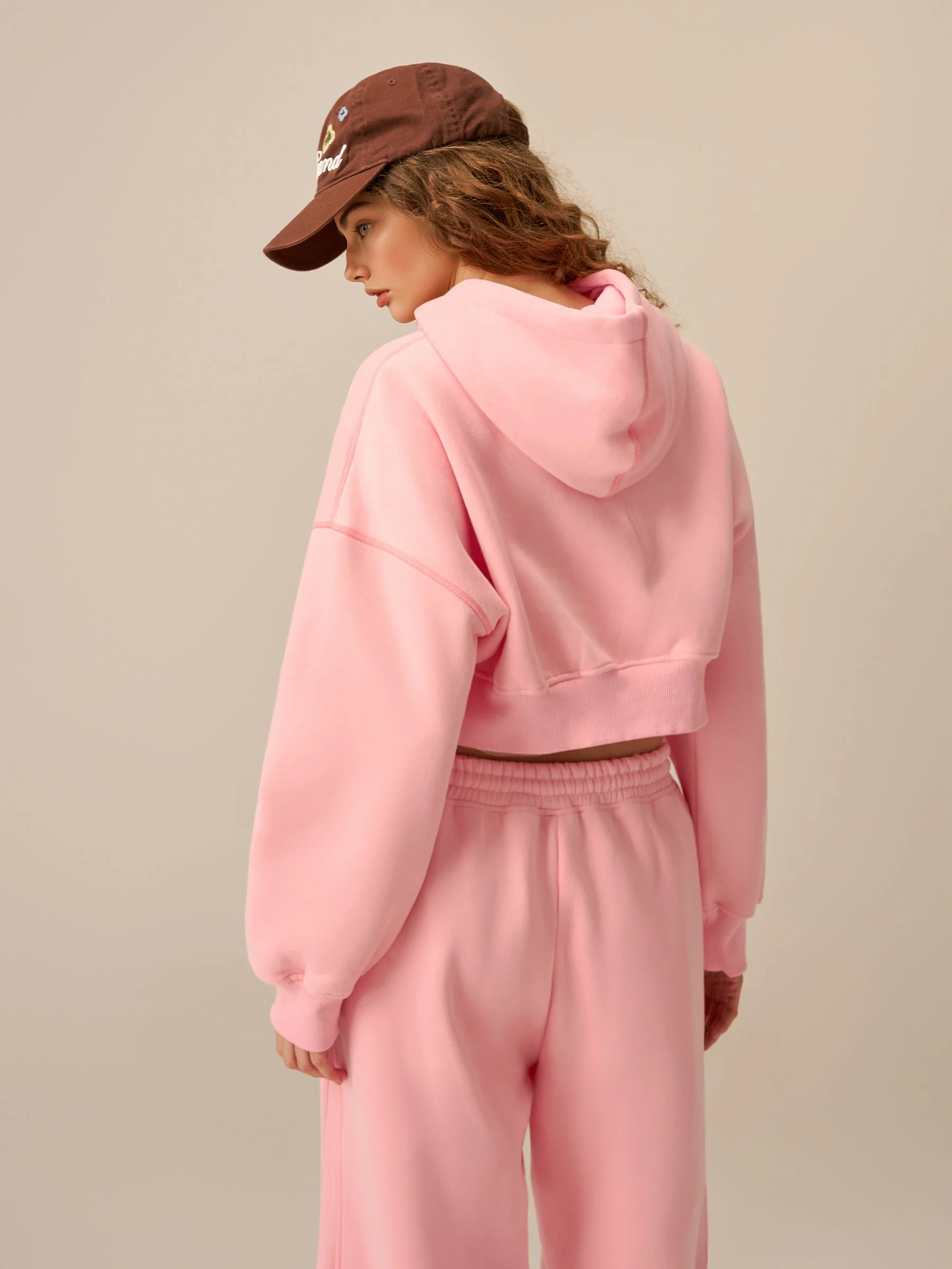 Soufflé Cropped Cloud Hoodie Set - Image 2