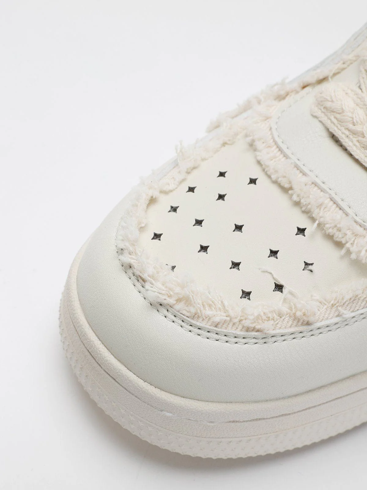 StarryClimb Star Appliqué Skate Shoes - Image 7